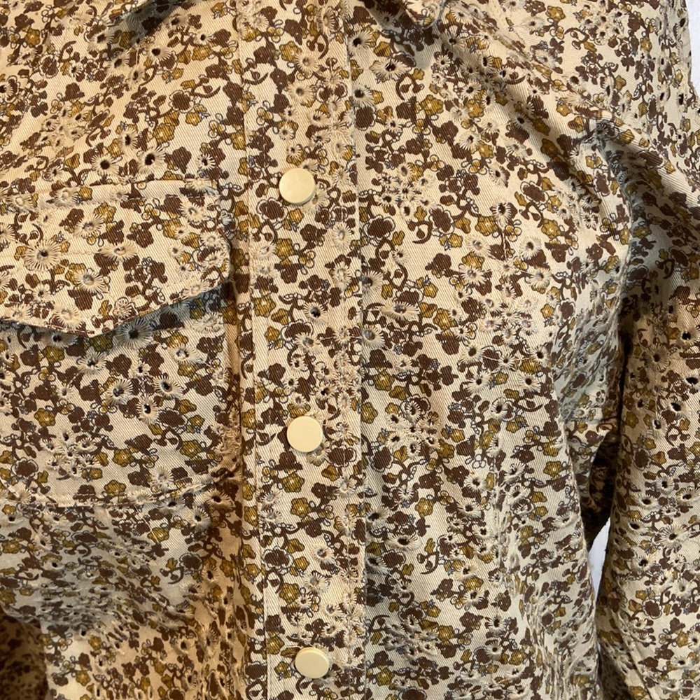 Solitaire Floral Eyelet Light Jacket - image 2